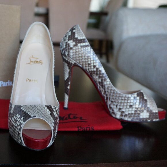 AUTHENTIC Christian Louboutin Very Prive 120 Python/Kid - Picture 1 of 7